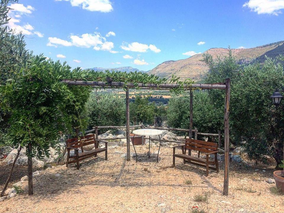 Le Capanne Di Villa Margherita Sonnino Dış mekan fotoğraf